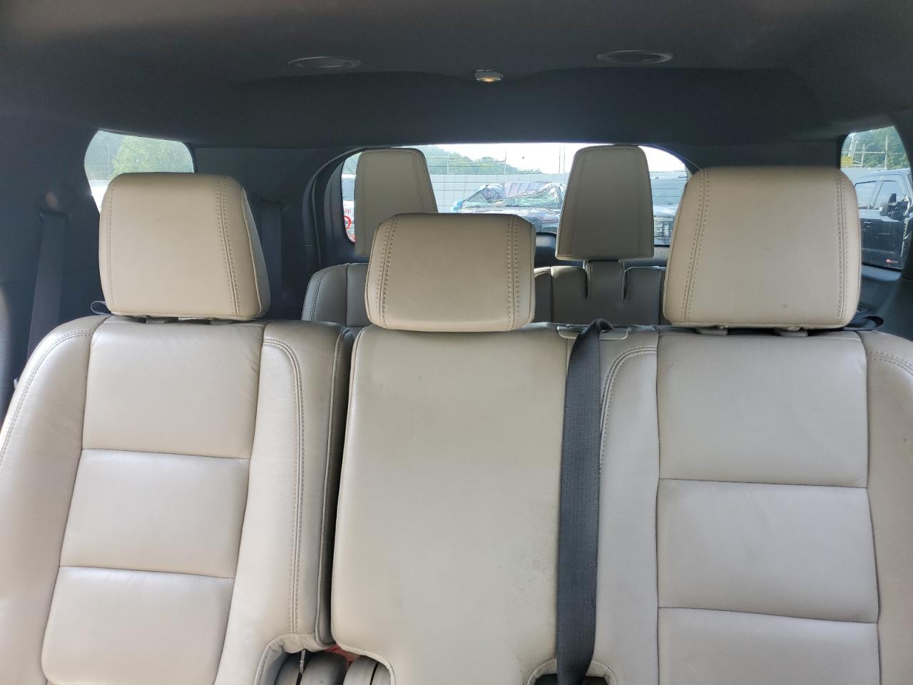 Ford Explorer Xlt Image 9