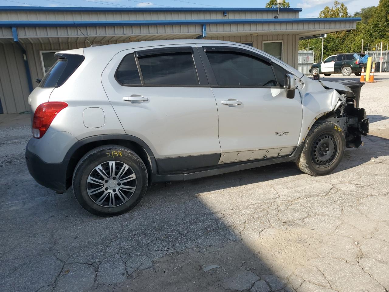 Chevrolet Trax Ls Image 13