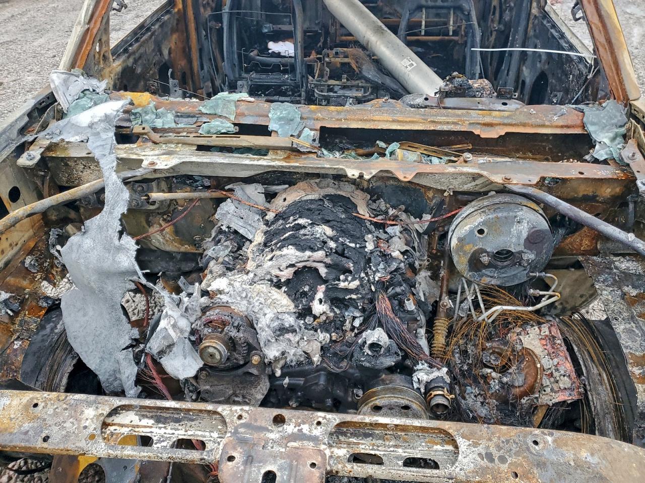 Chevrolet Silverado K1500 Lt Image 9