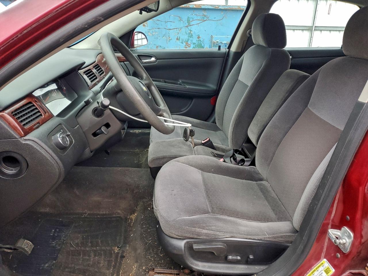 Chevrolet Impala Lt Image 2