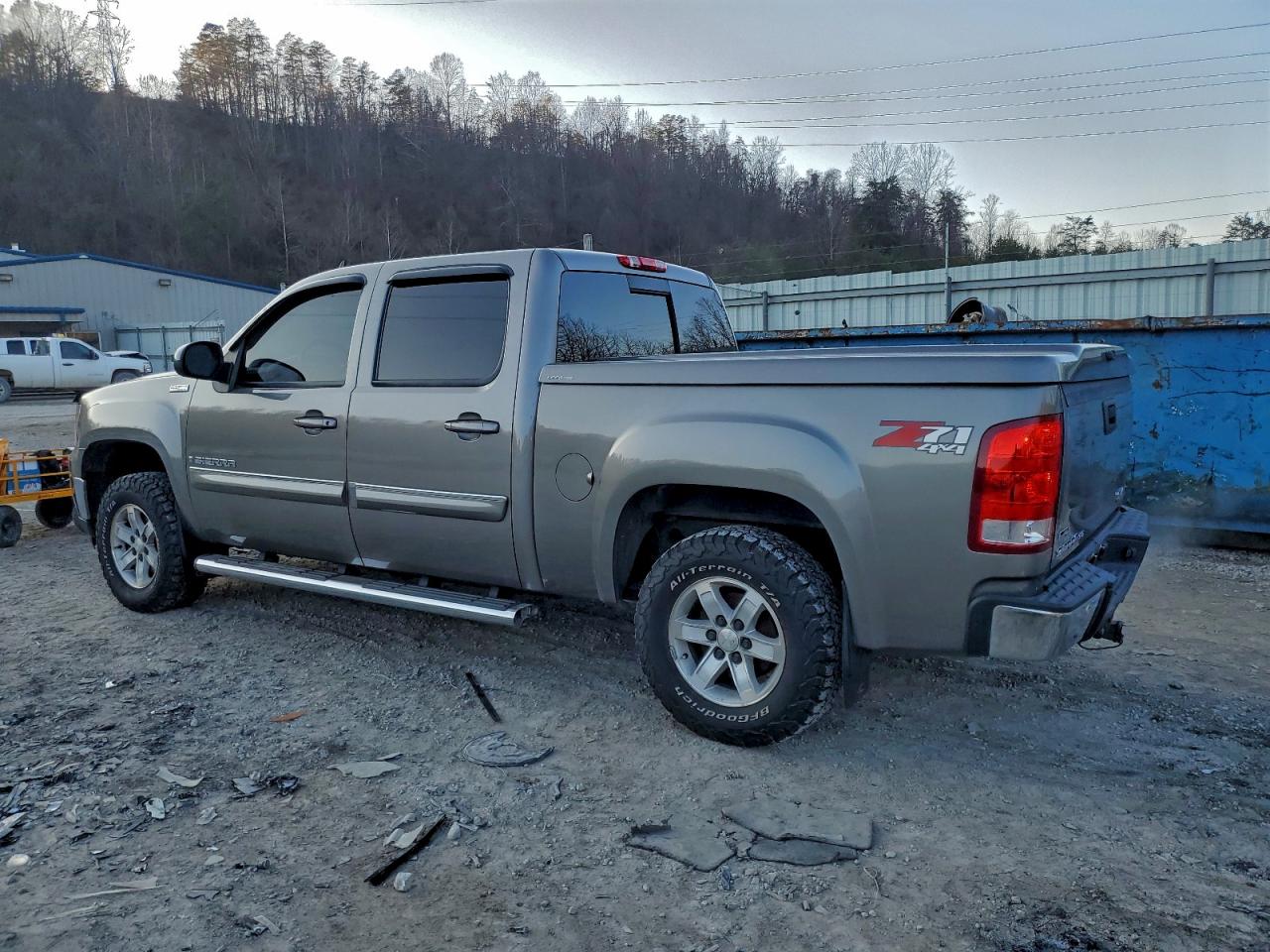 GMC Sierra K1500 Slt Image 2