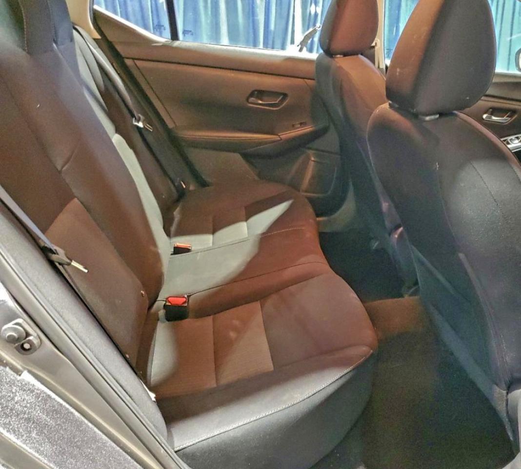 Nissan Sentra Sv Image 8