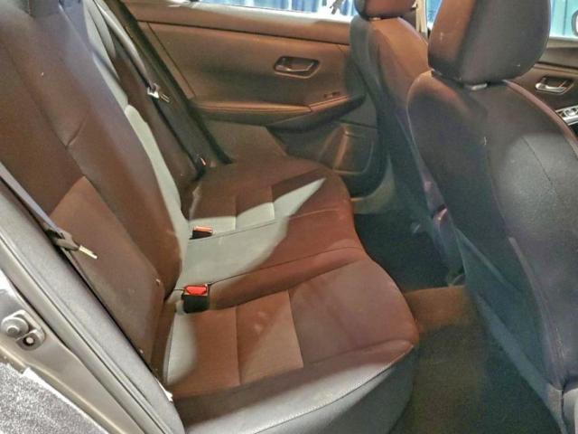 Nissan Sentra Sv Image 8