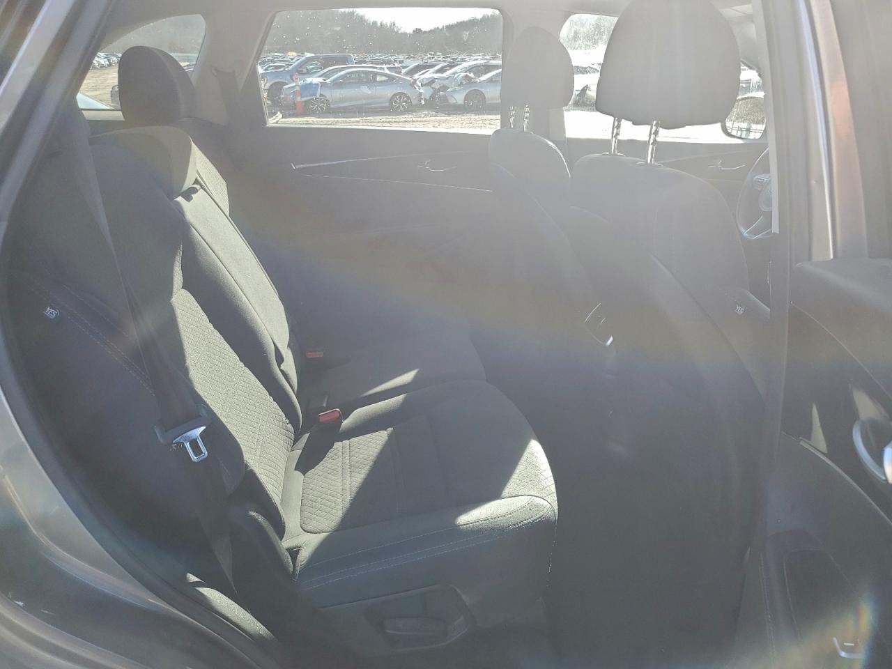 Kia Sorento Lx Image 10