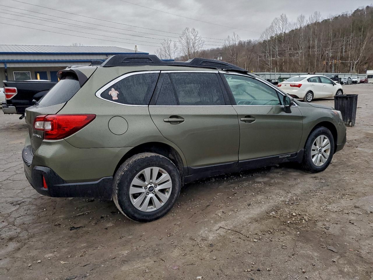Subaru Outback 2.5i Premium Image 9