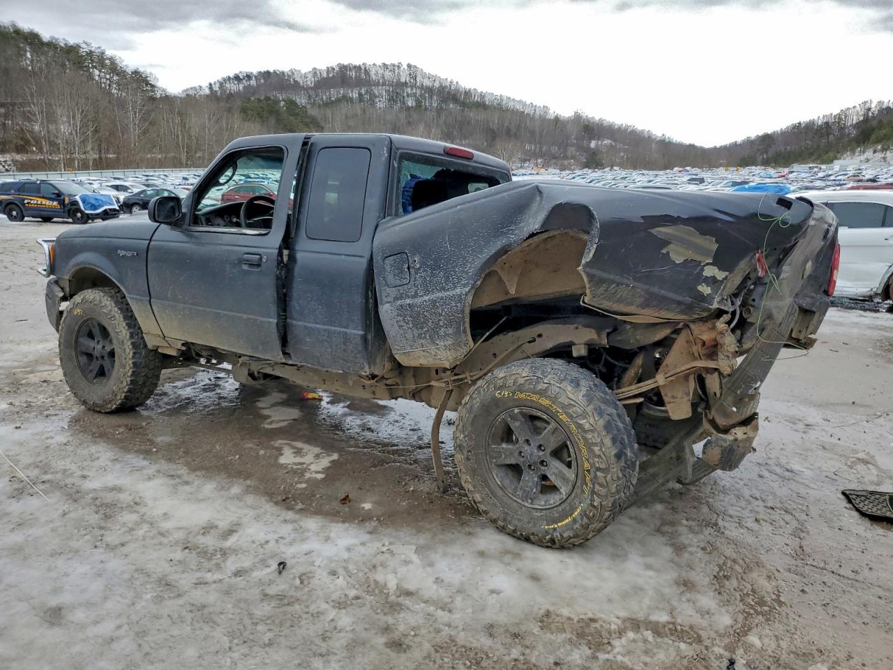 Ford Ranger Super Cab Image 4