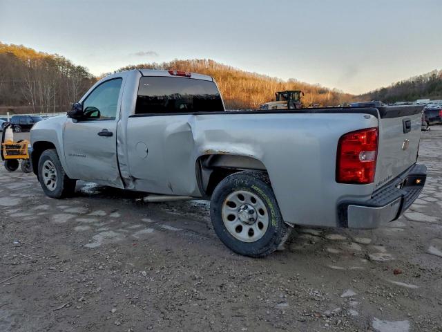 Chevrolet Silverado C1500 Image 2