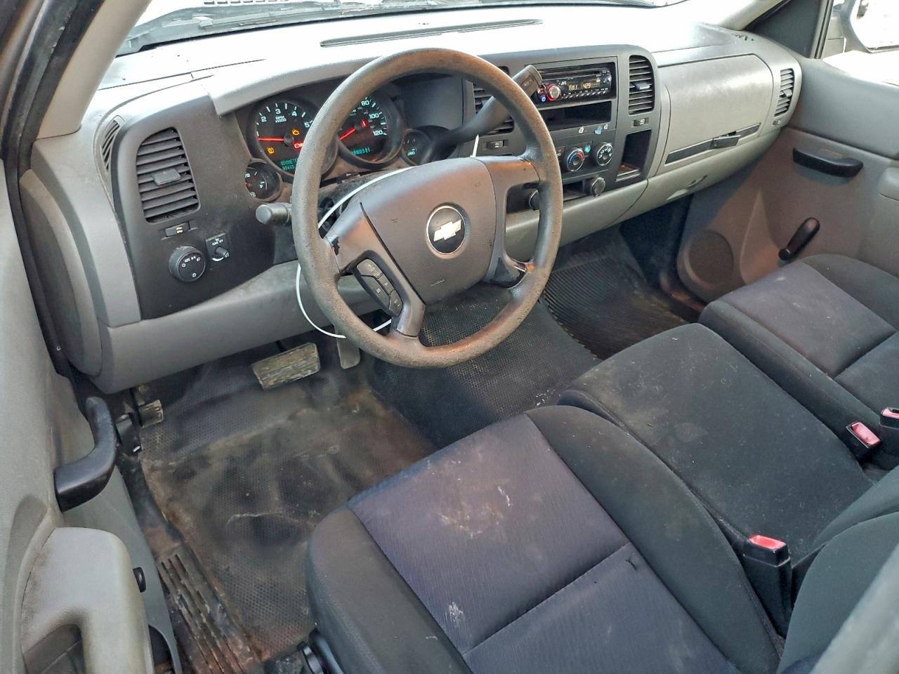 Chevrolet Silverado C1500 Image 7