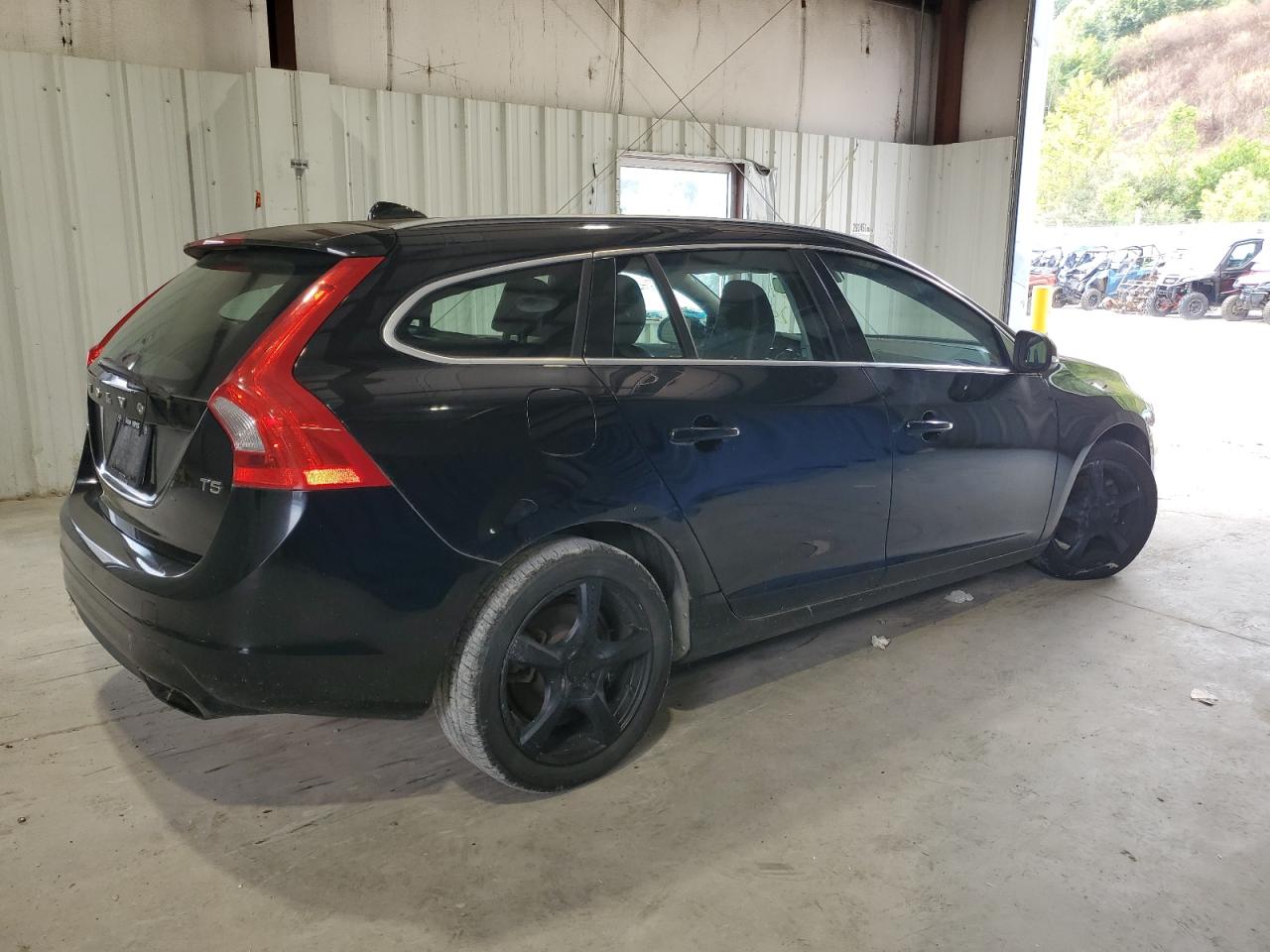 Volvo V60 T5 Premier Image 4