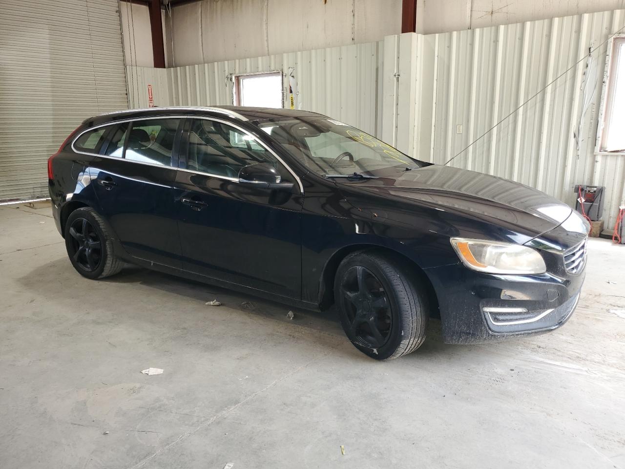 Volvo V60 T5 Premier Image 3