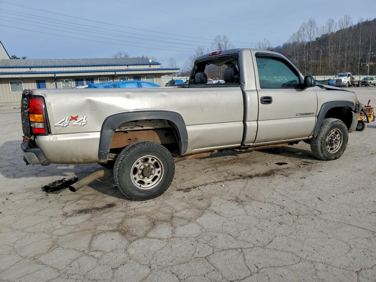 GMC Sierra K2500 Heavy Duty Image 2