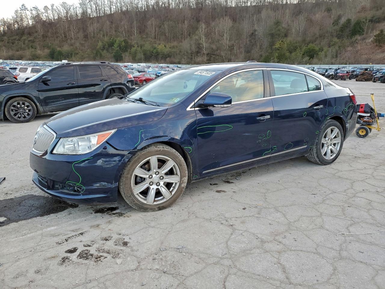Buick LaCrosse Image 1
