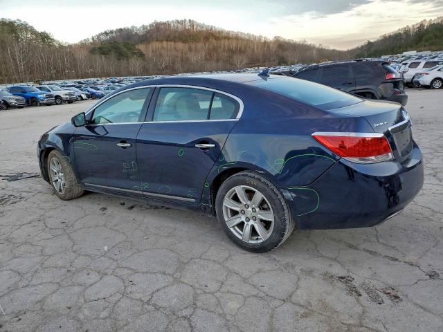 Buick LaCrosse Image 2
