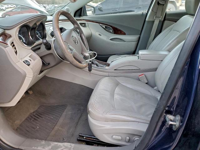 Buick LaCrosse Image 8