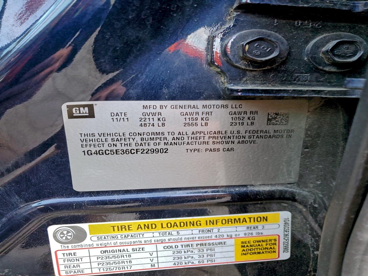 Buick LaCrosse Image 11