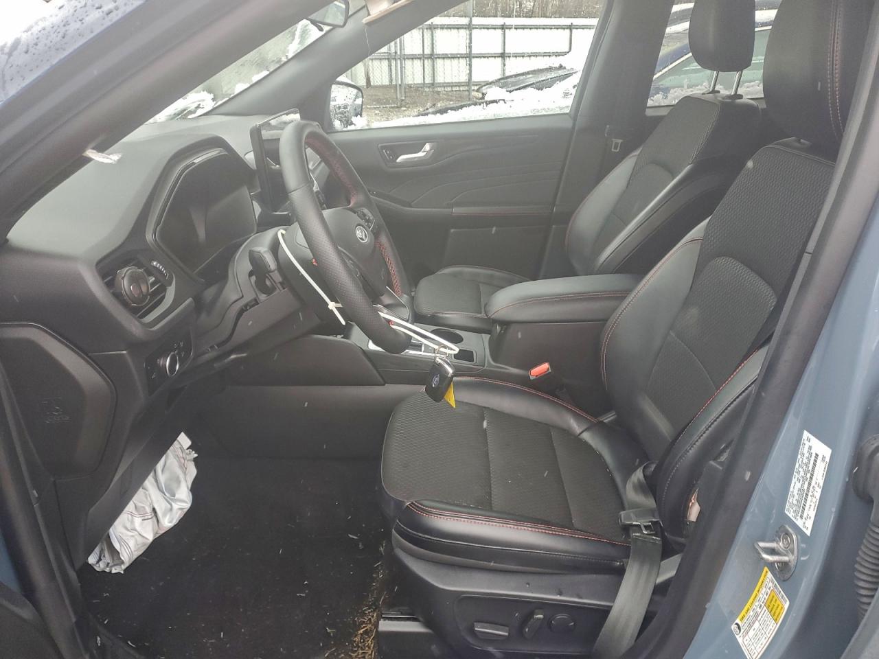 Ford Escape St Line Image 2