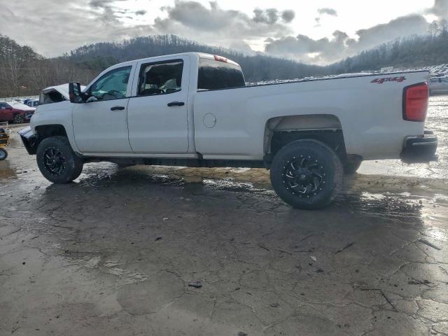 Chevrolet Silverado K2500 Heavy Duty Image 8