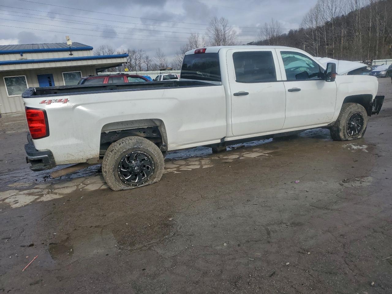 Chevrolet Silverado K2500 Heavy Duty Image 7