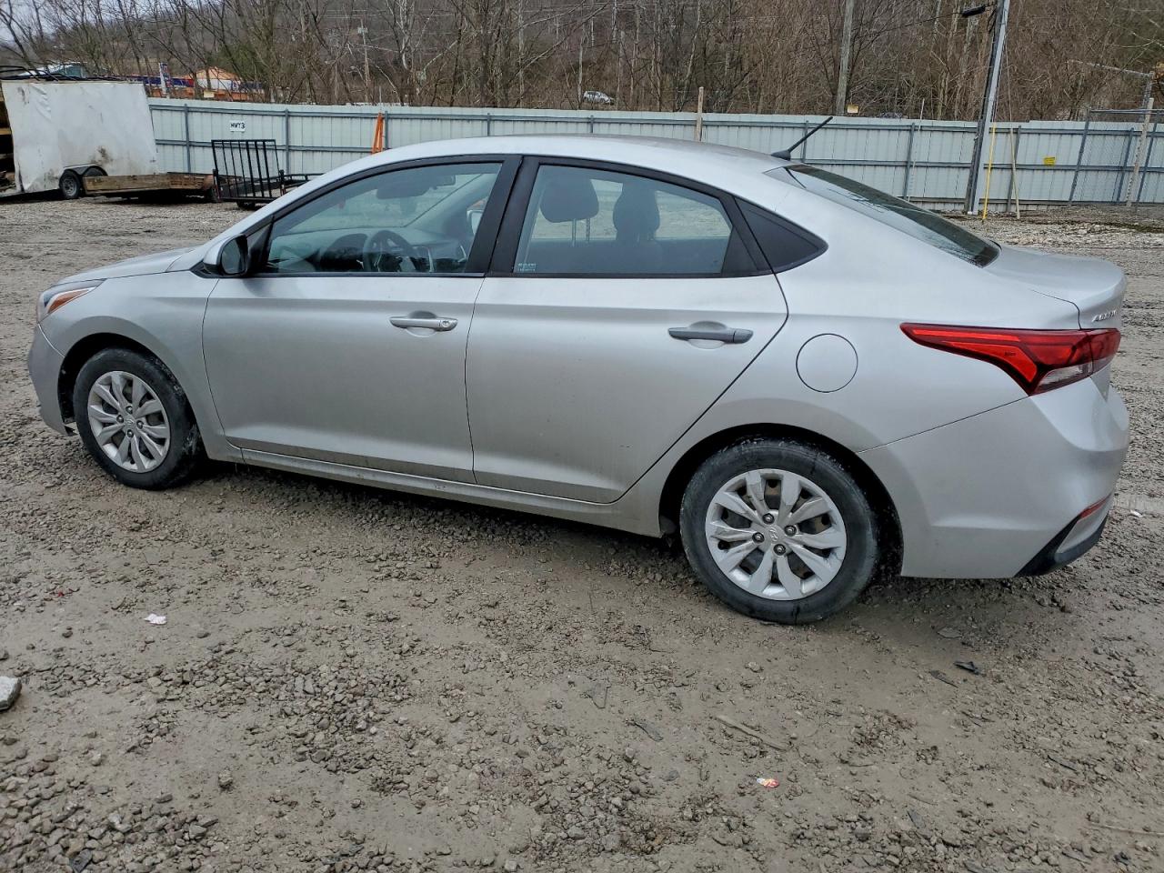 Hyundai ACCENT Se Image 12