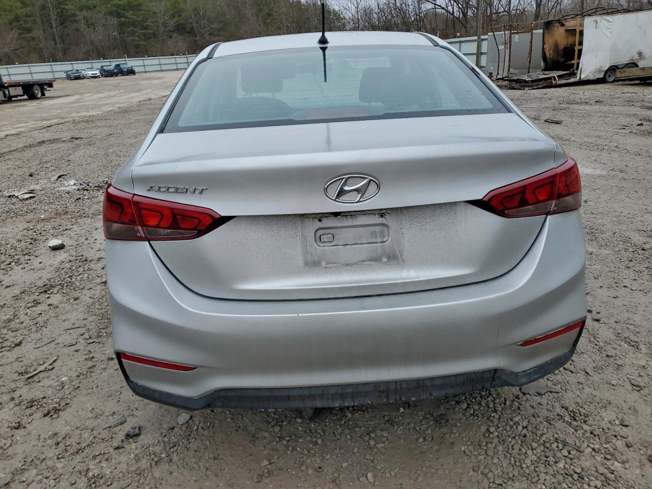 Hyundai ACCENT Se Image 2
