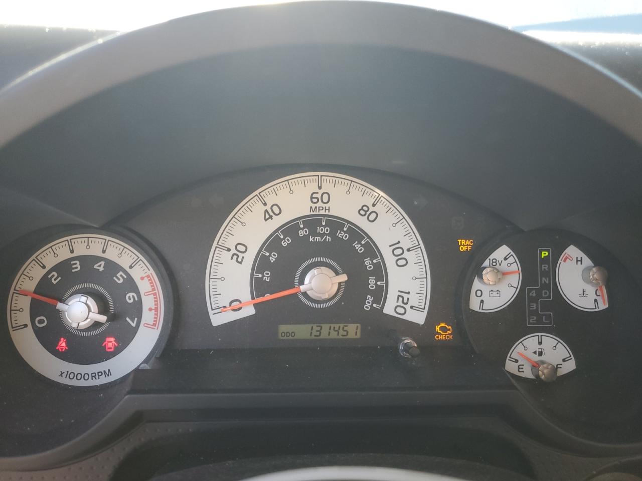 Toyota FJ Cruiser Image 9