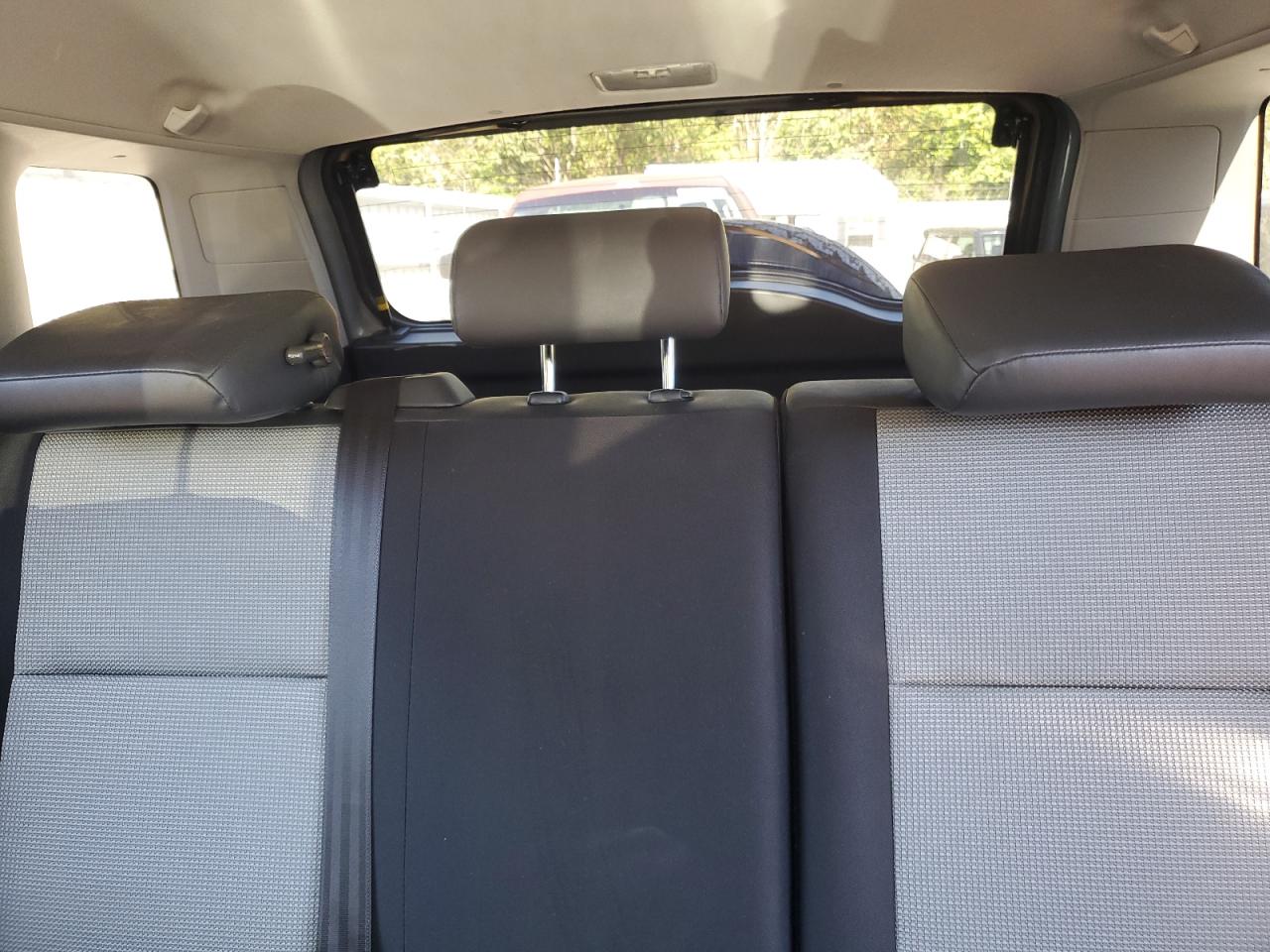 Toyota FJ Cruiser Image 7